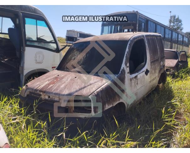Foto de SUCATA DE FIAT DOBLO