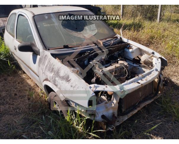 Foto de SUCATA DE GM CORSA