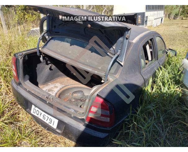 Foto de SUCATA DE GM ASTRA