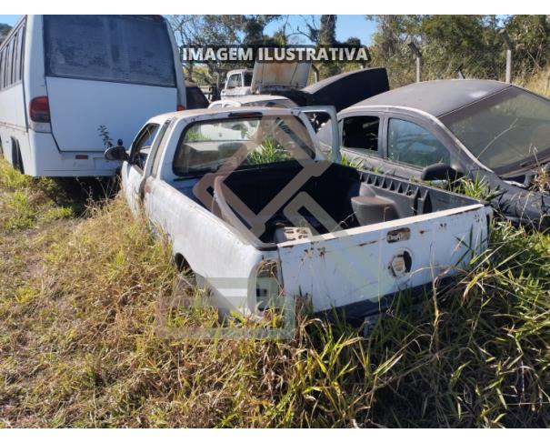 Foto de SUCATA DE VW SAVEIRO