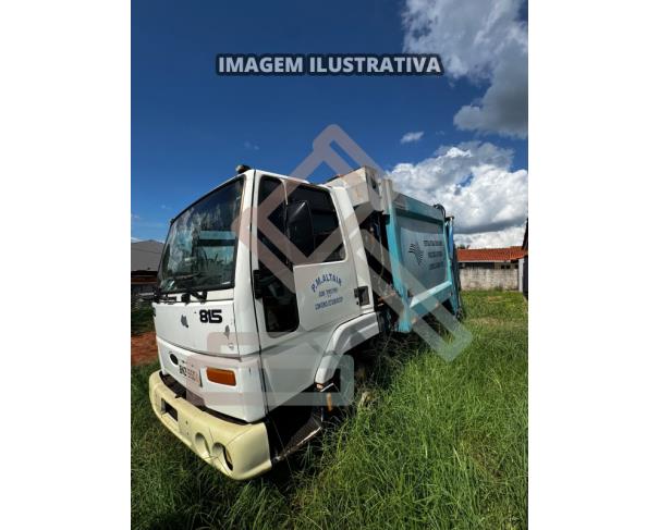 Foto de CAMINHÃO FORD CARGO 815 S
